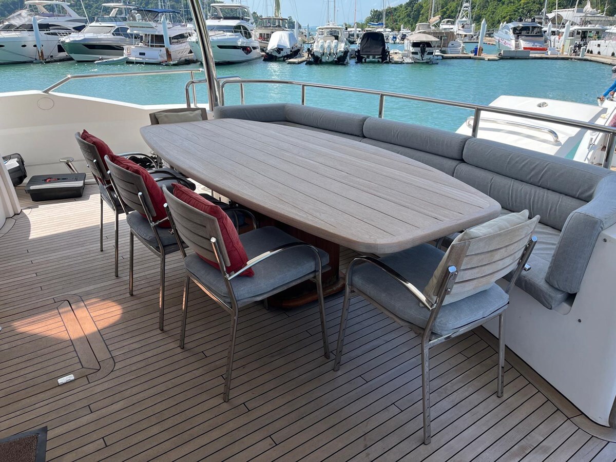 2007-sunseeker-91-11-ba4893