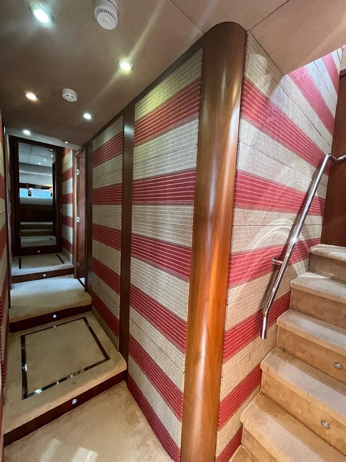 2007-sunseeker-91-11-ba4893