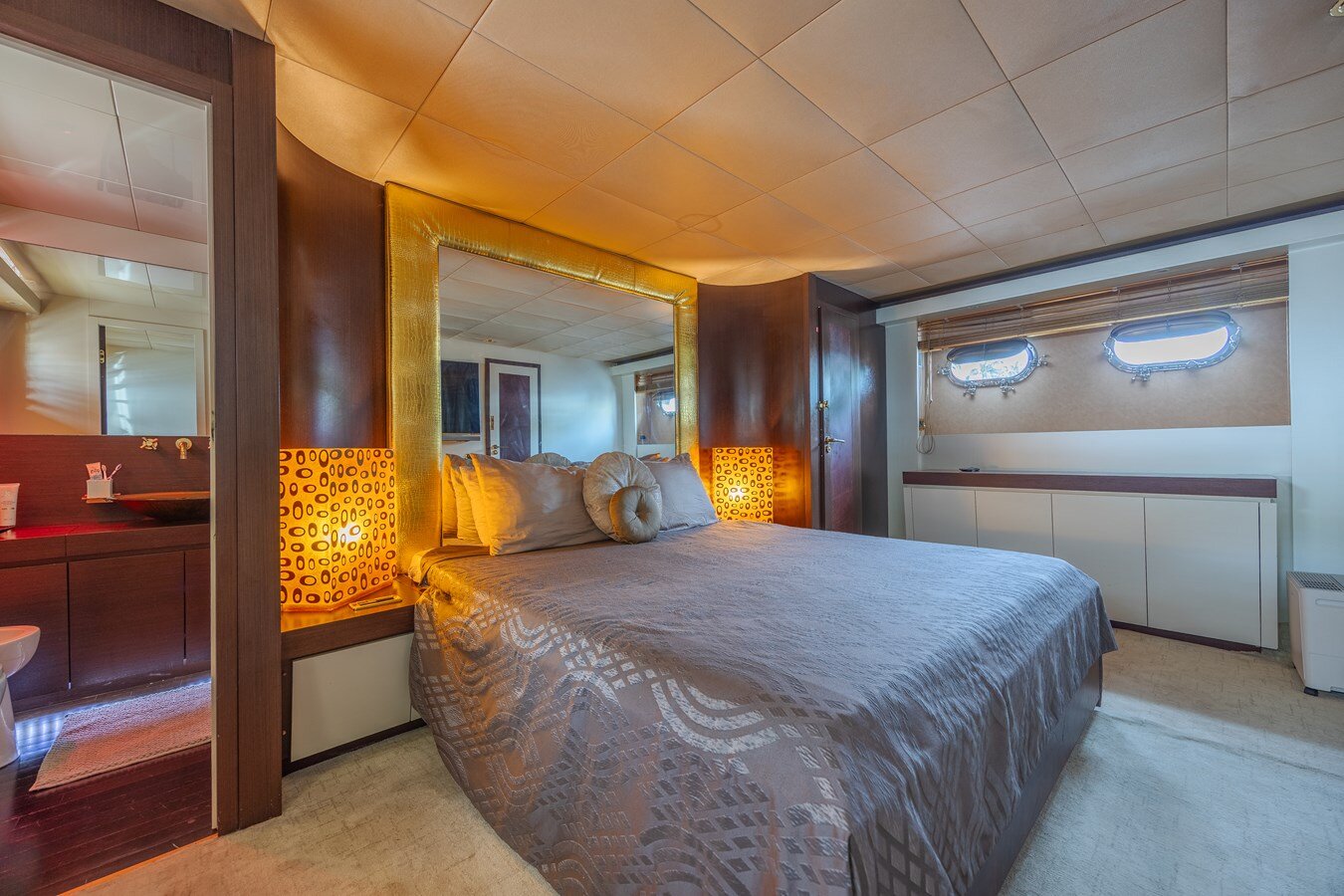 2007-tecnomar-90-1bafbf