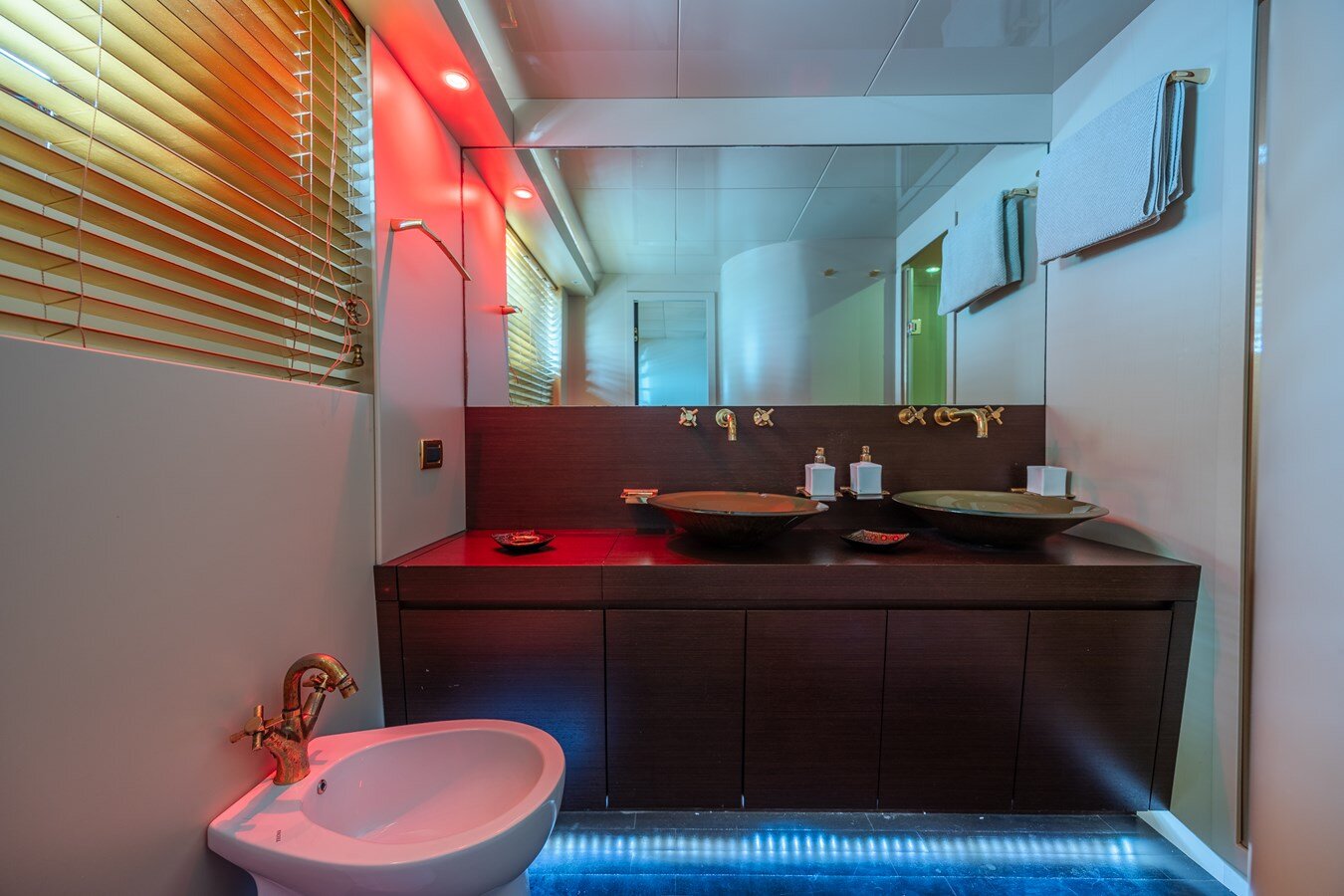 2007-tecnomar-90-1bafbf