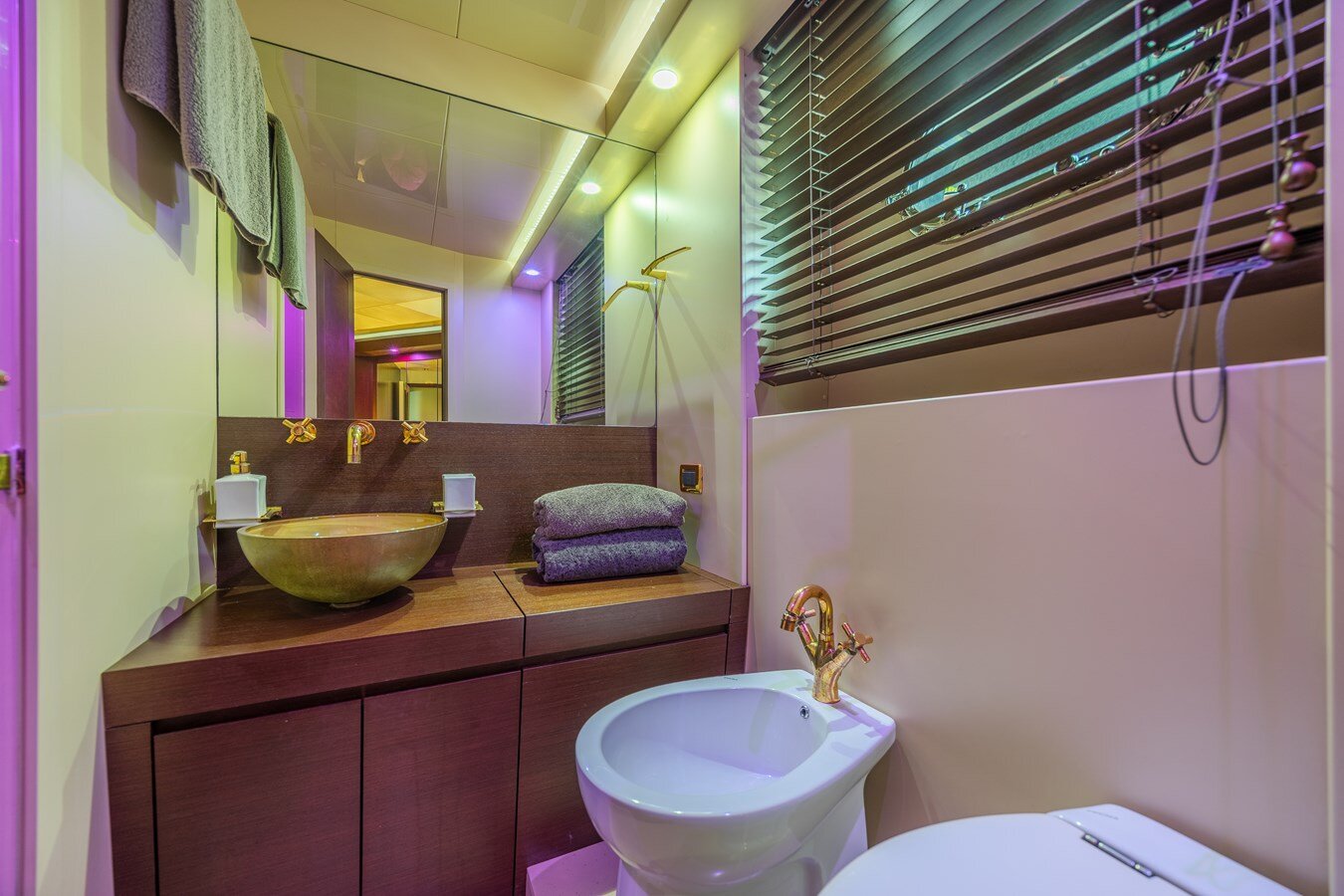 2007-tecnomar-90-1bafbf