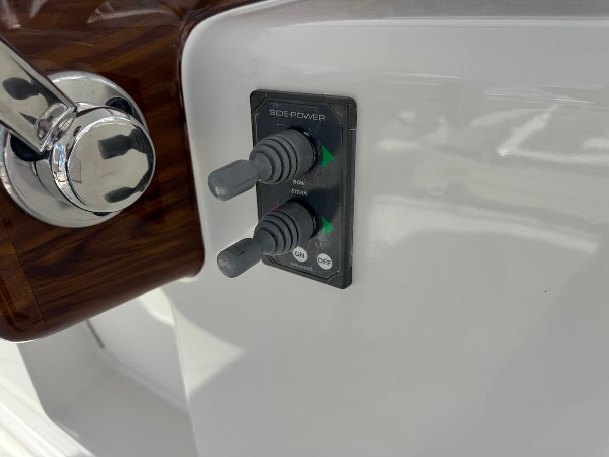 2007-viking-52-563126