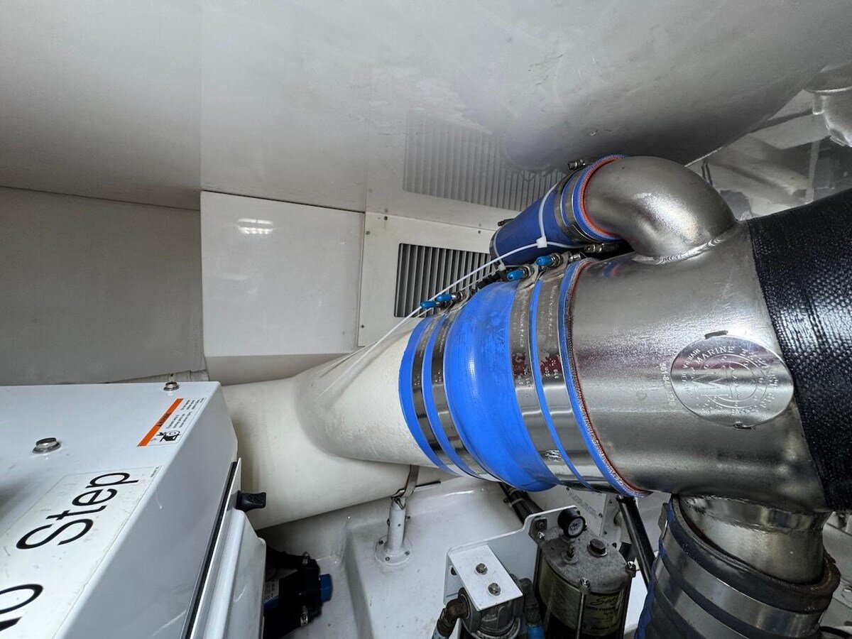 2007-viking-52-563126