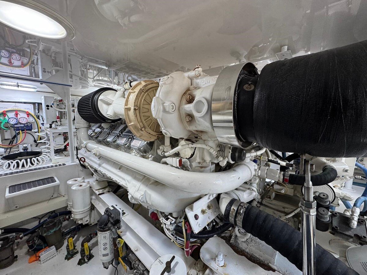 2007-viking-52-563126