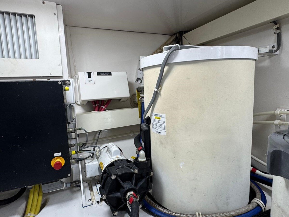 2007-viking-52-563126