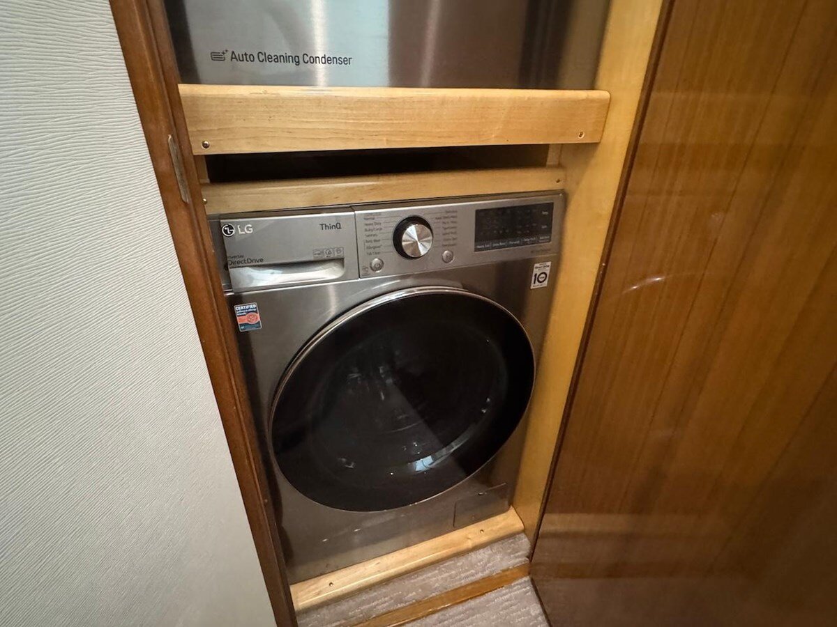 2007-viking-52-563126