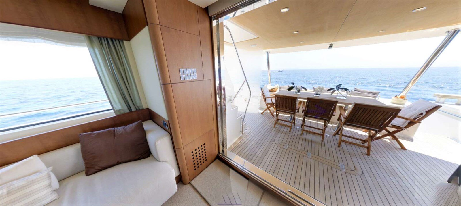 2008 AICON YACHTS 77' 3