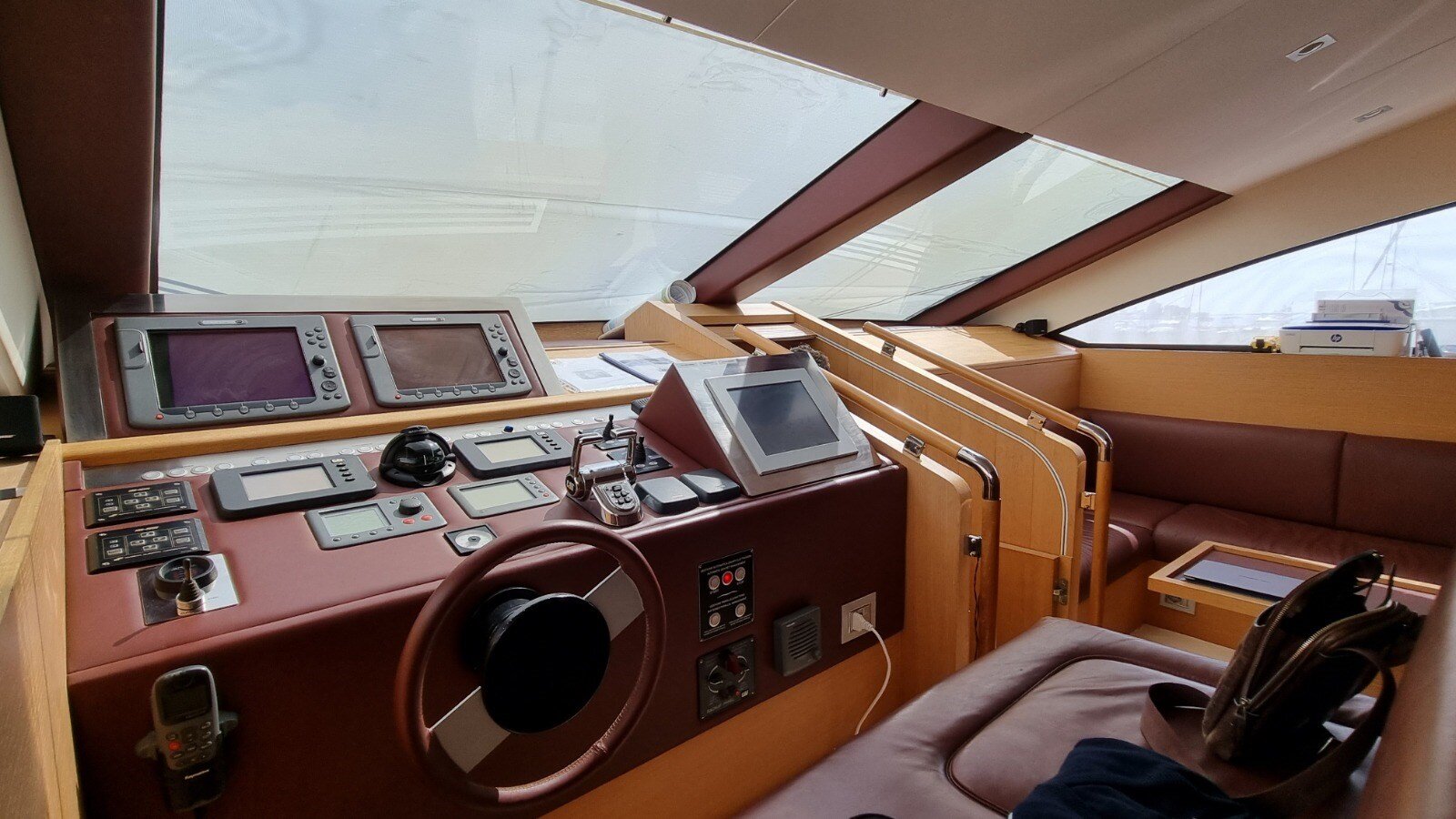 2008-aicon-yachts-87-a766e1