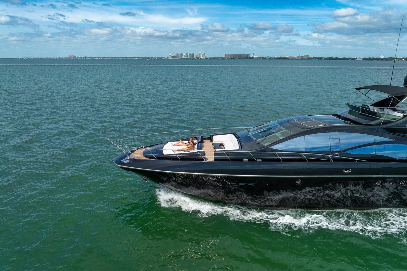 2008 AZIMUT YACHTS 103'