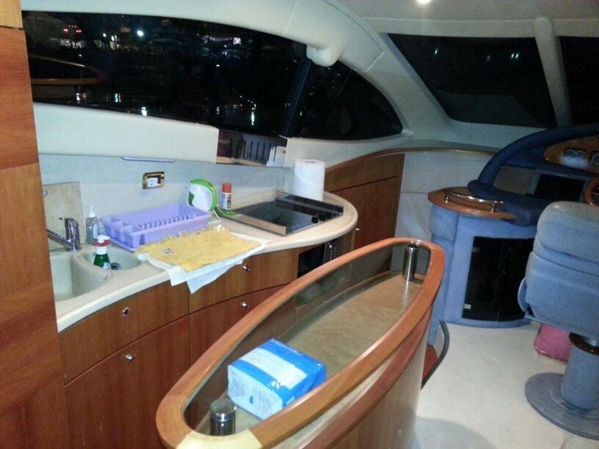 2008-azimut-yachts-55-6-33a937