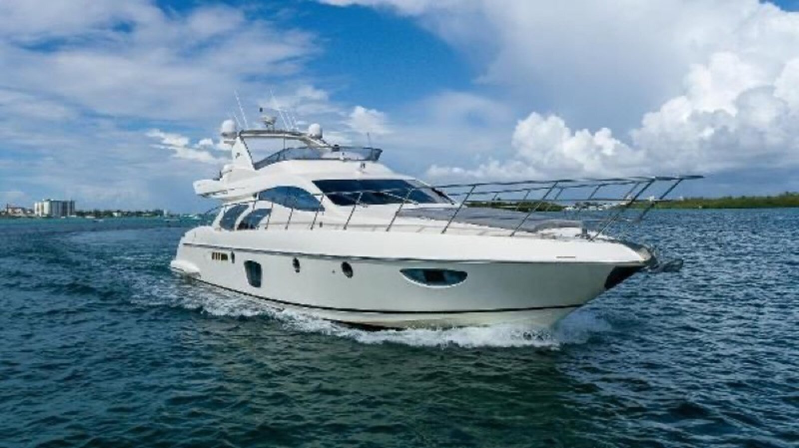 2008-azimut-yachts-65-1-0e19d9