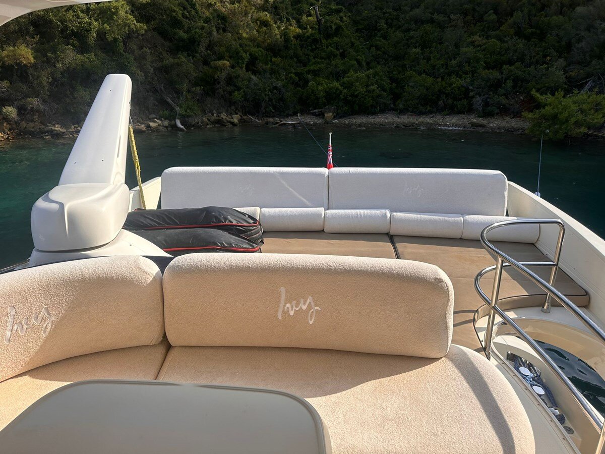 2008-azimut-yachts-65-2-0e3727