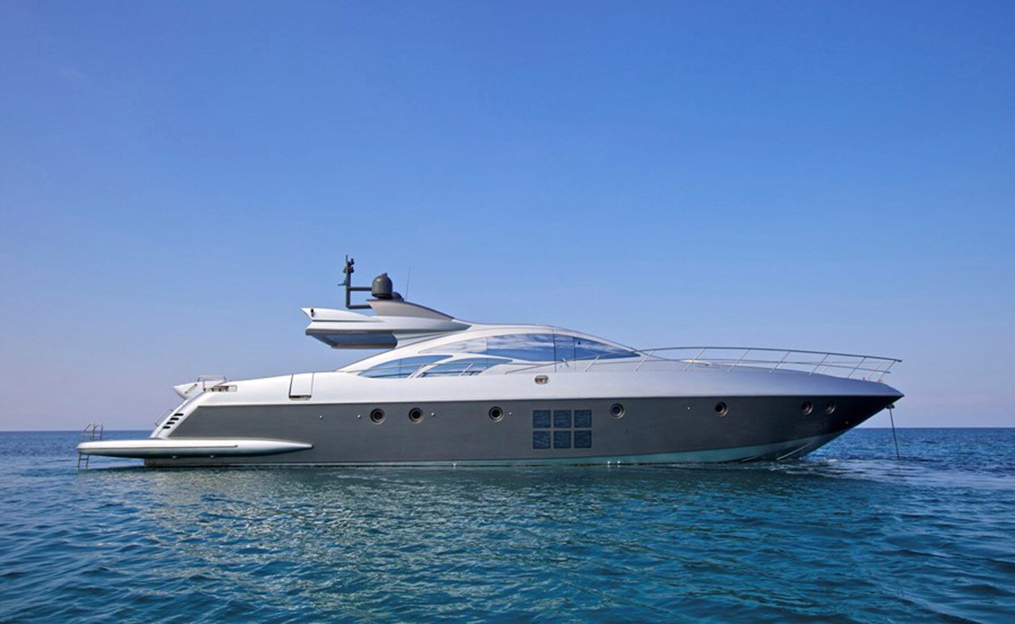 2008-azimut-yachts-87-a6c475