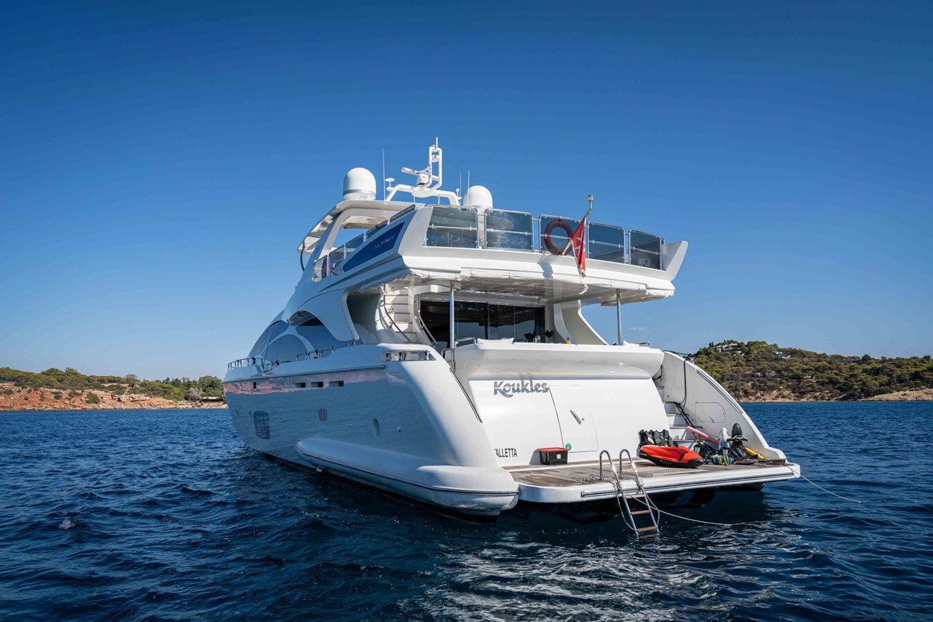 2008 AZIMUT YACHTS 98' 2