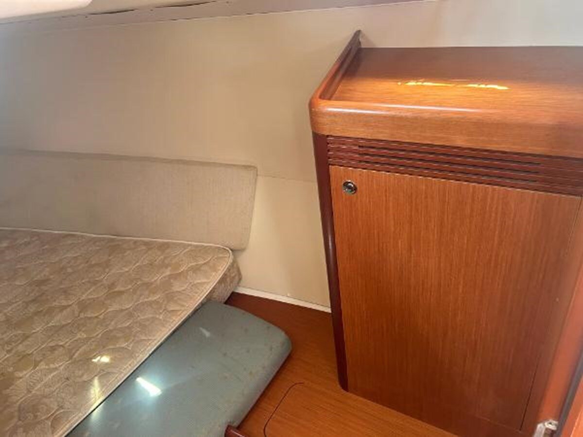 2008-beneteau-37-4-7057ef