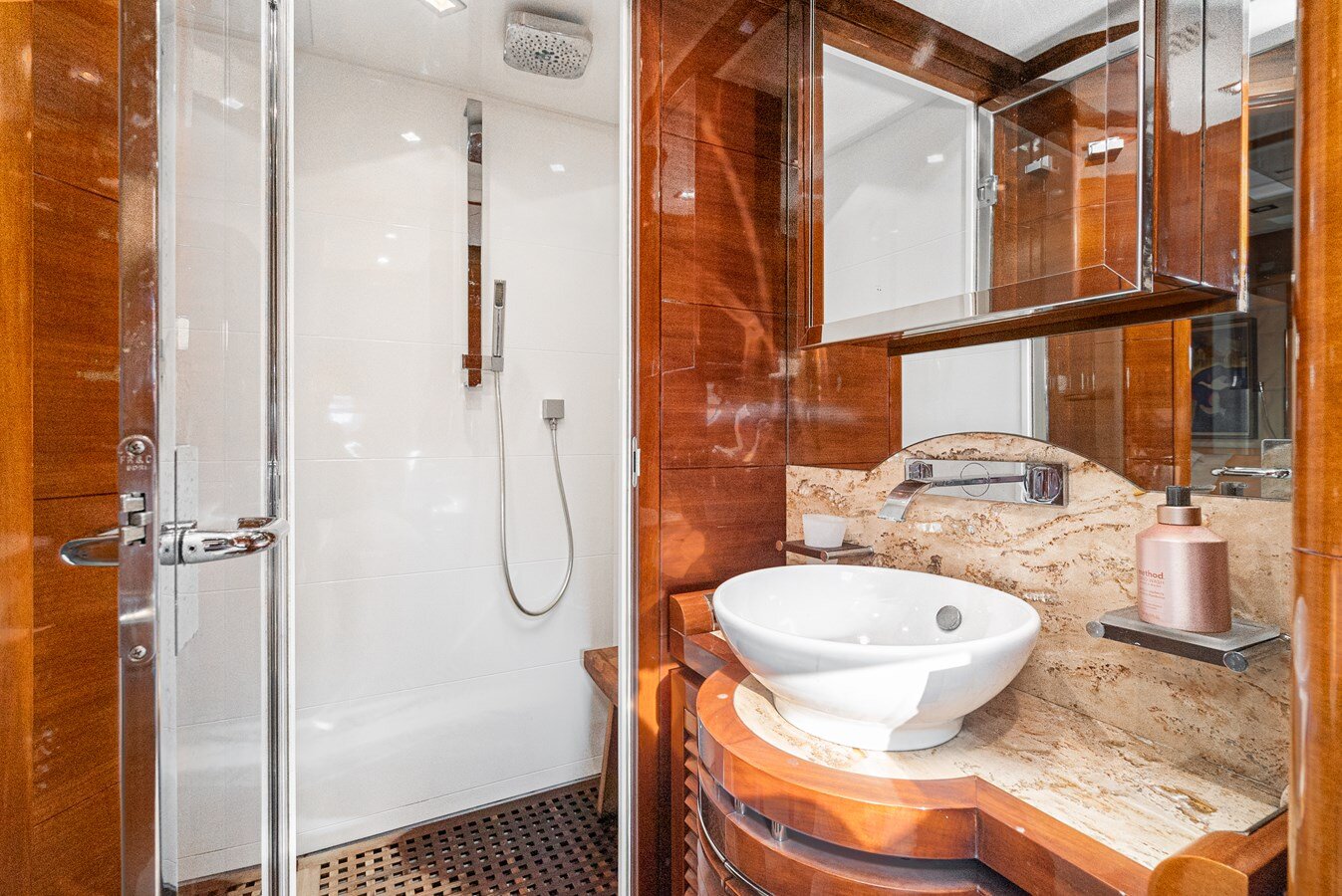 2008-benetti-85-ba1269