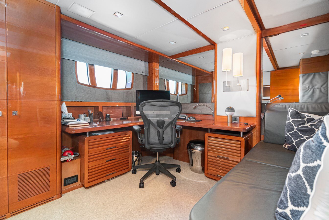 2008-benetti-85-ba1269