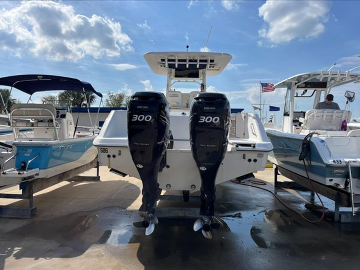 2008-boston-whaler-32-2-7cf12c