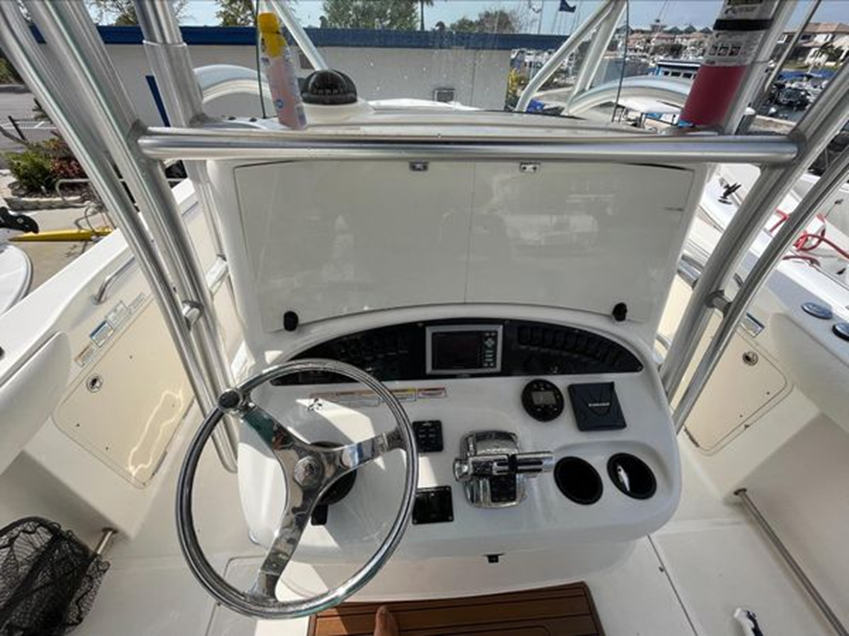 2008-boston-whaler-32-2-7cf12c