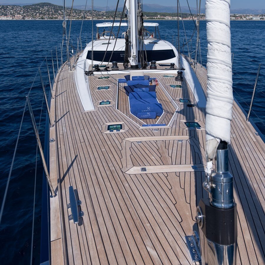 2008-cnb-yachts-95-2-7310f3