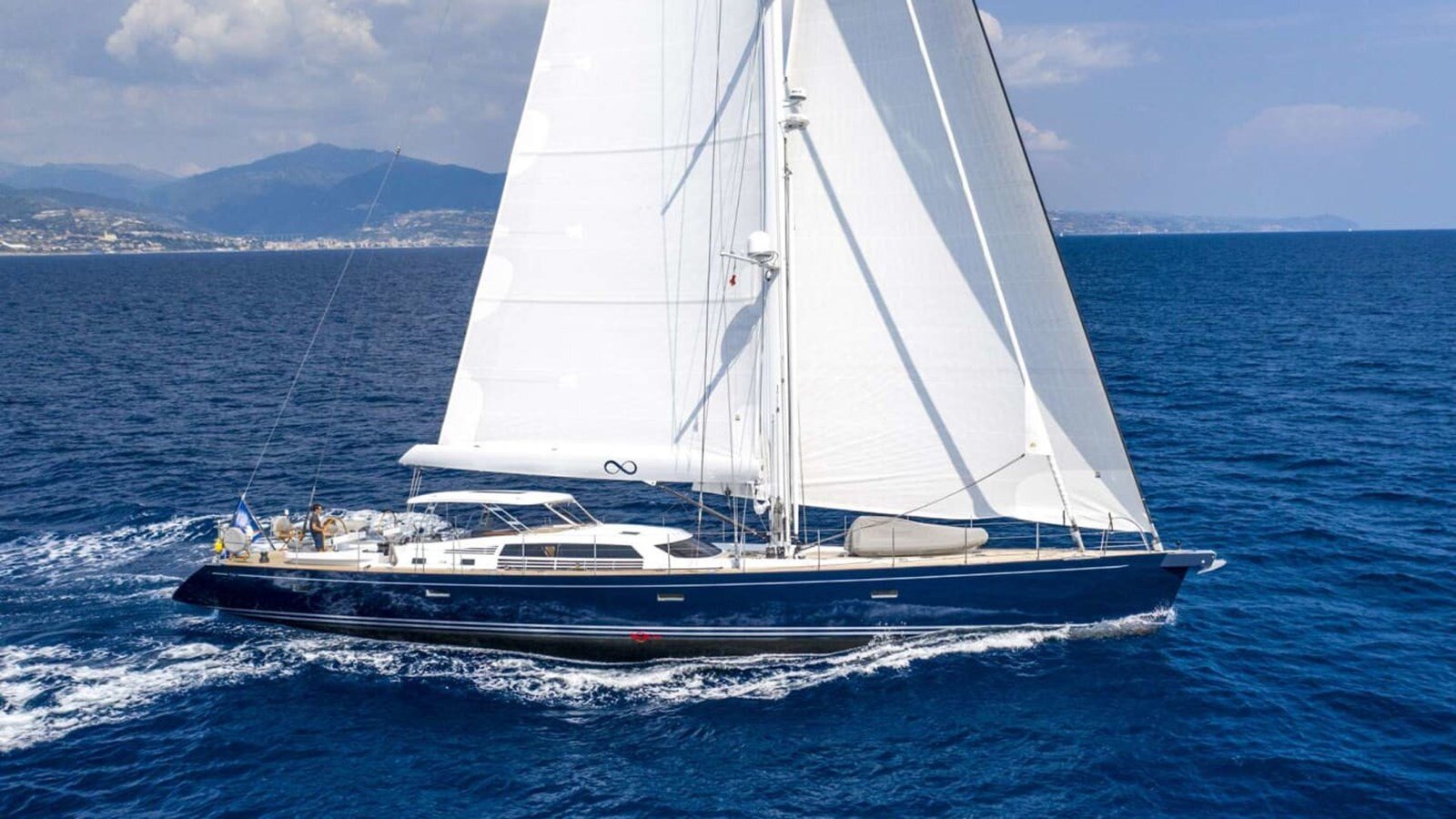 2008-cnb-yachts-95-2-7310f3