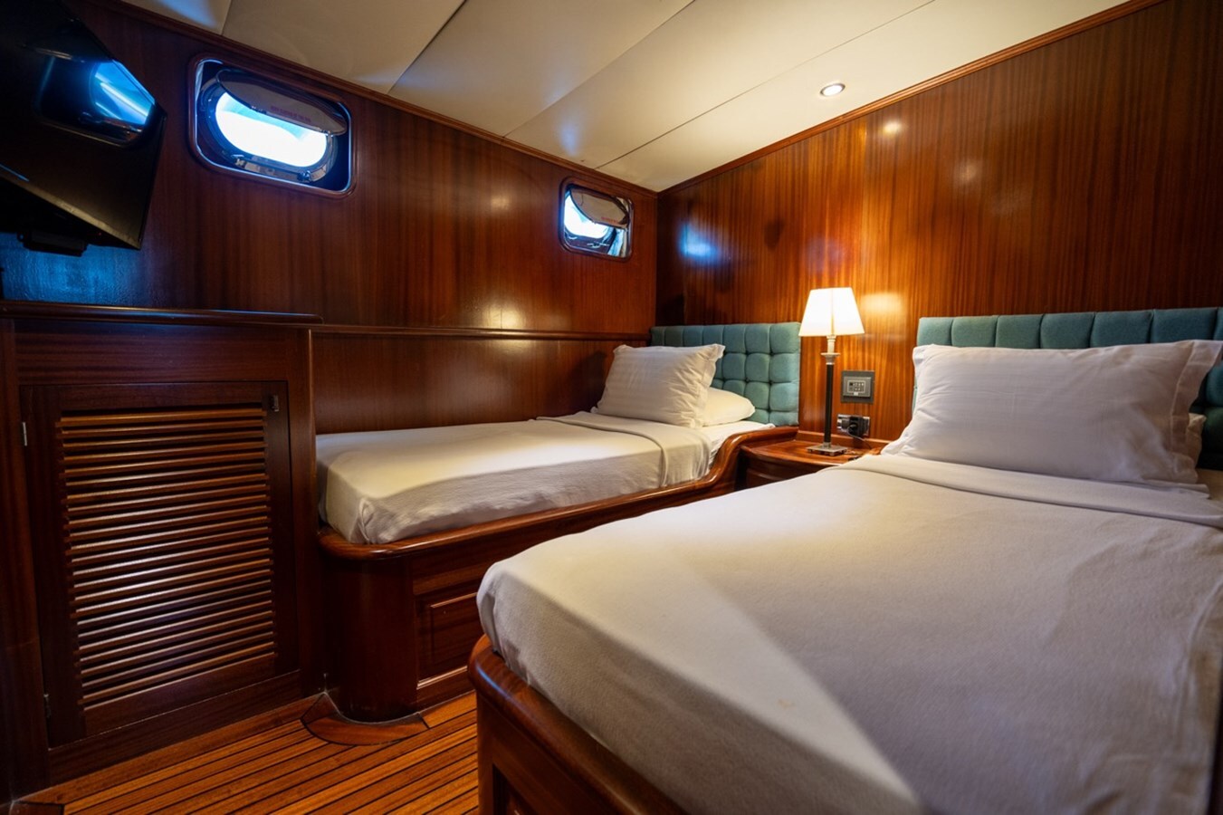 2008 CUSTOM BUILT 88' 7