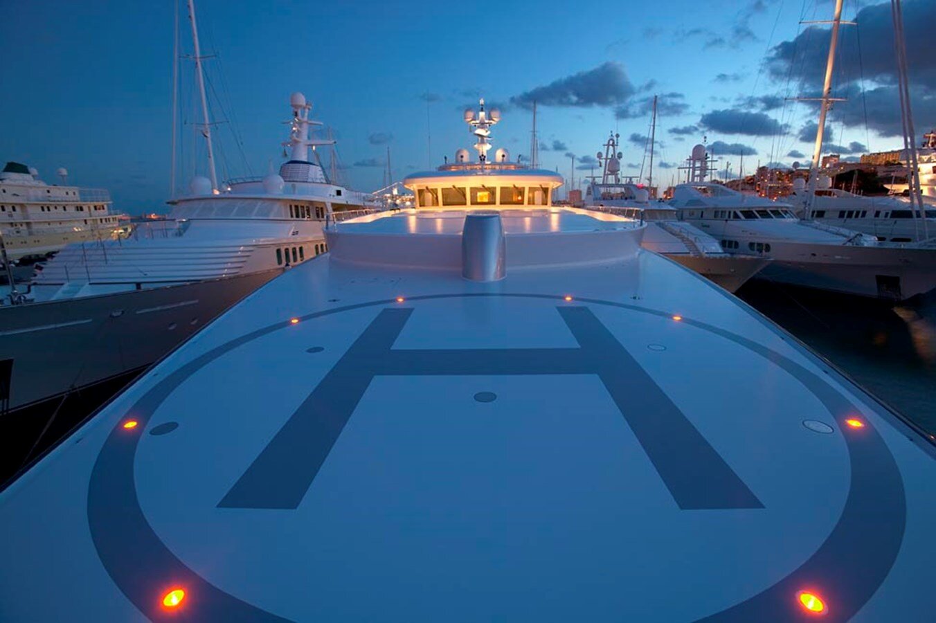 2008-feadship-238-11-e42e8f