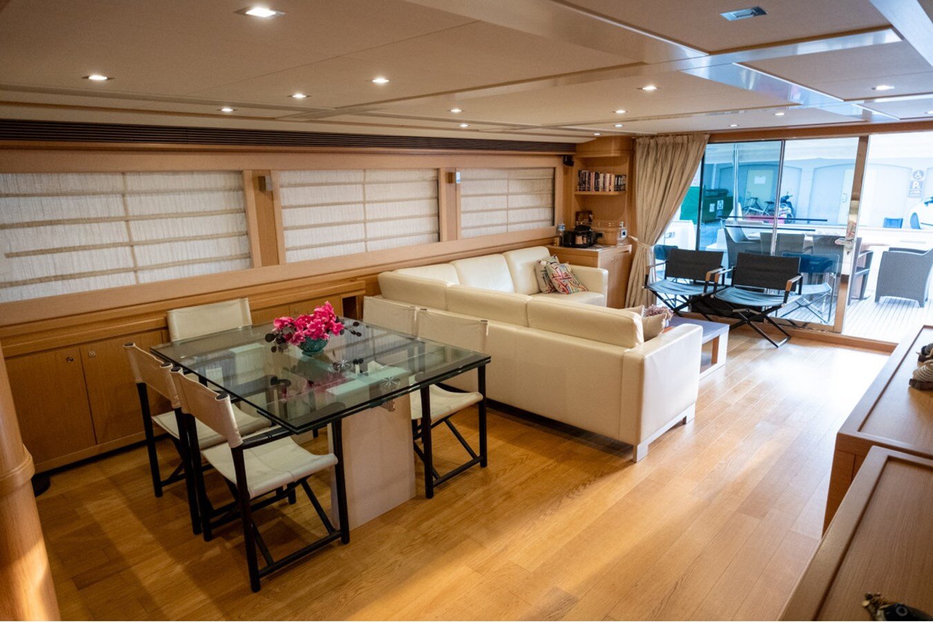 2008-ferretti-custom-line-86-f62b46