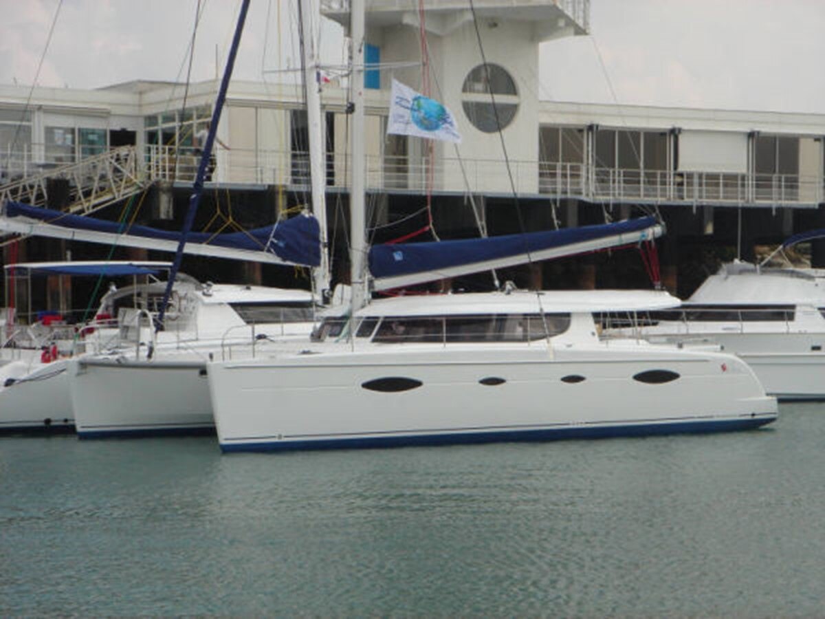 2008-fountaine-pajot-48-2759fd