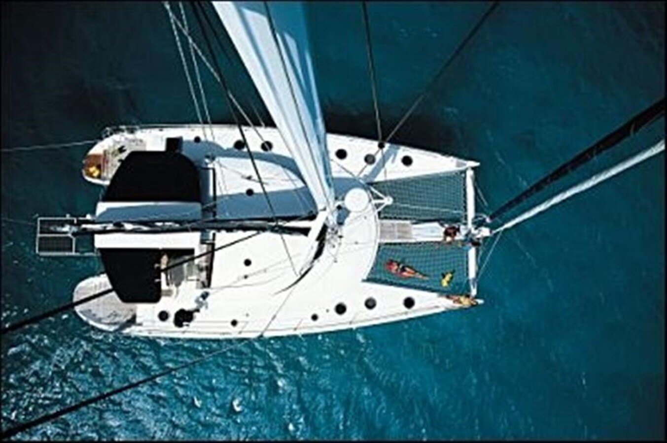 2008-fountaine-pajot-60-b526b5