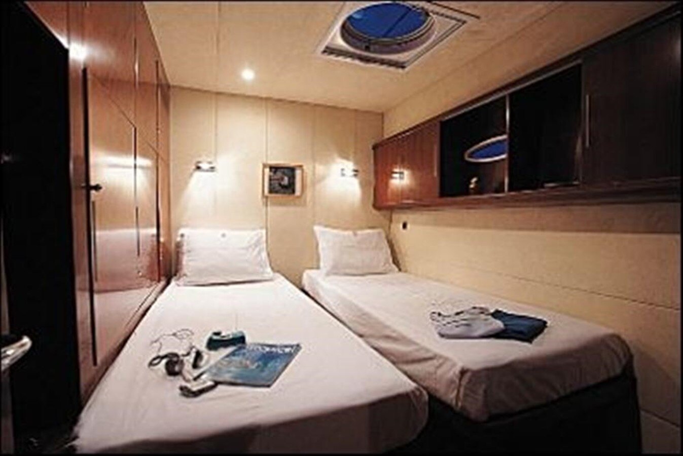 2008-fountaine-pajot-60-b526b5