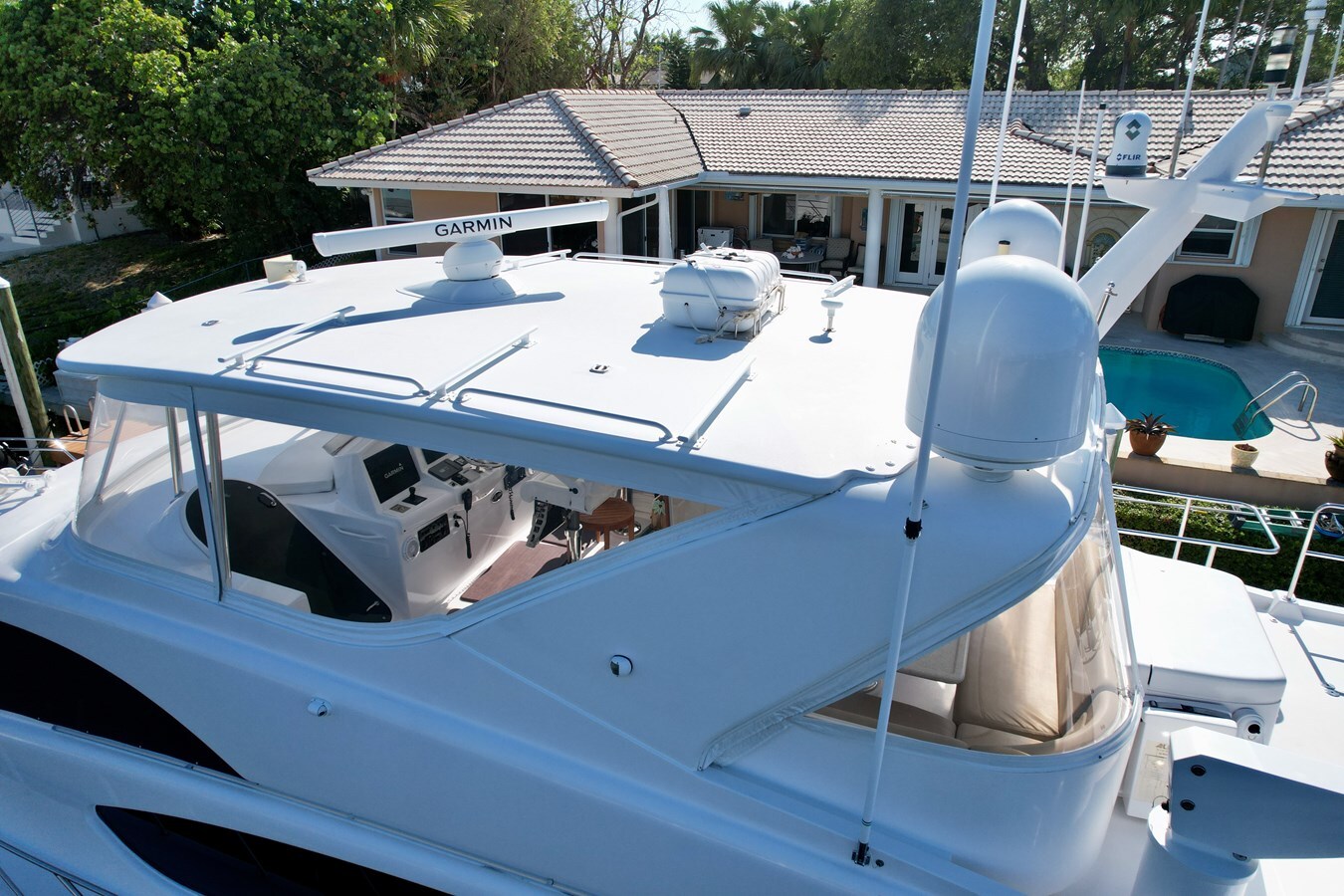 2008-hatteras-64-10-abdddf