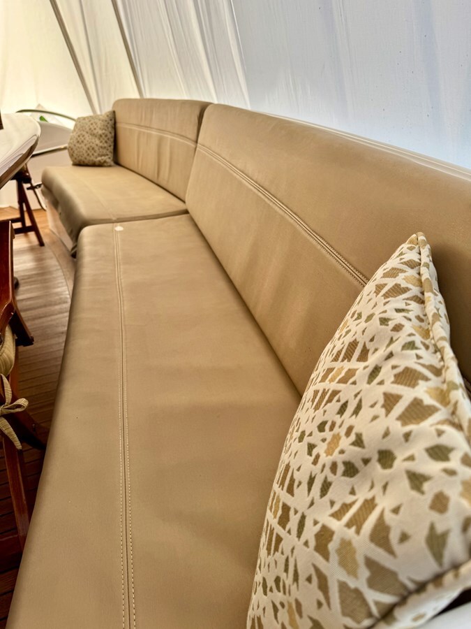 2008-hatteras-64-10-abdddf