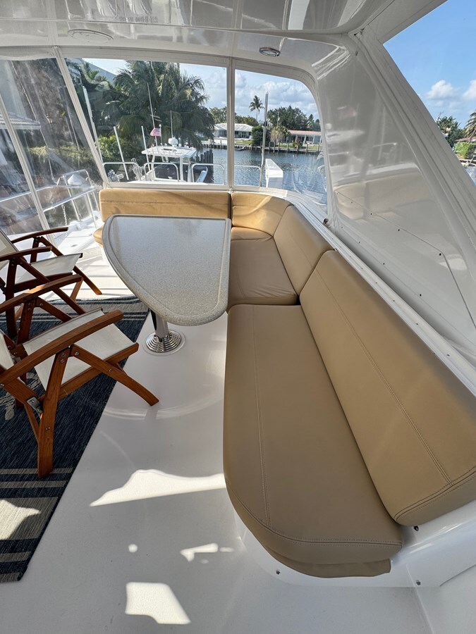 2008-hatteras-64-10-abdddf