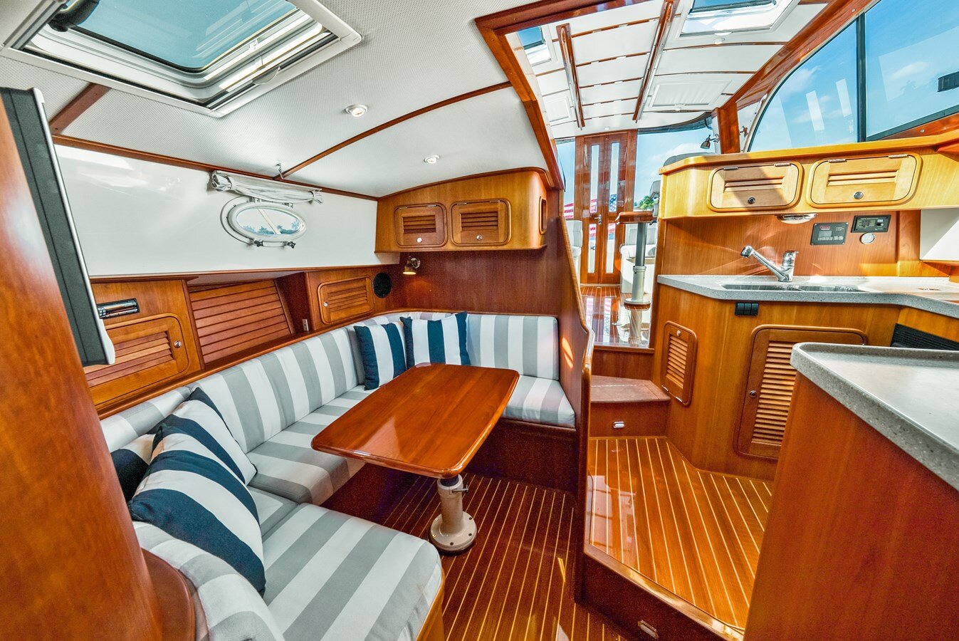 2008-hinckley-44-3706e4