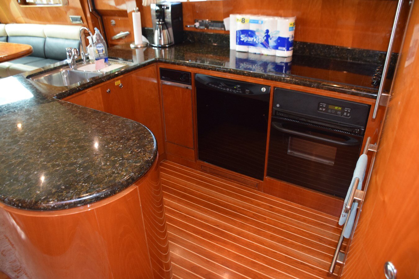 2008-horizon-77-111d23