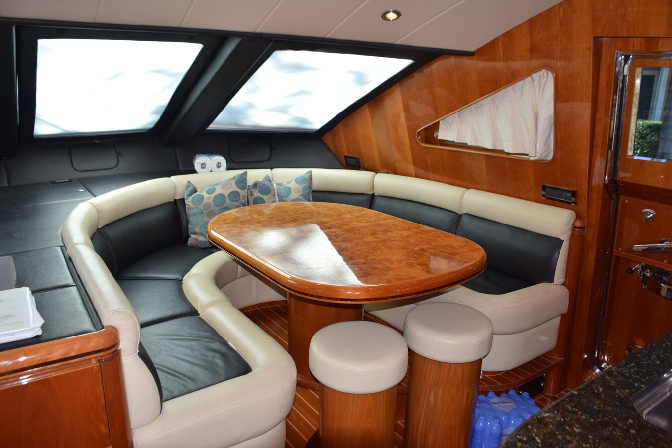 2008-horizon-77-111d23