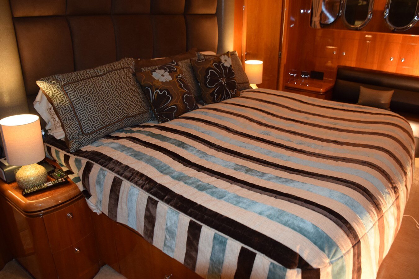 2008-horizon-77-111d23