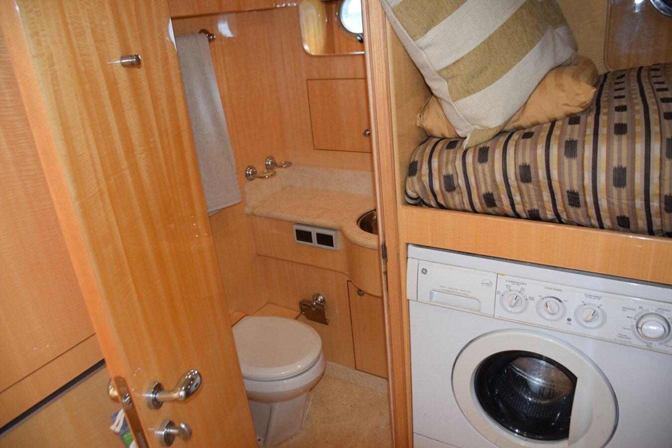 2008-horizon-77-111d23