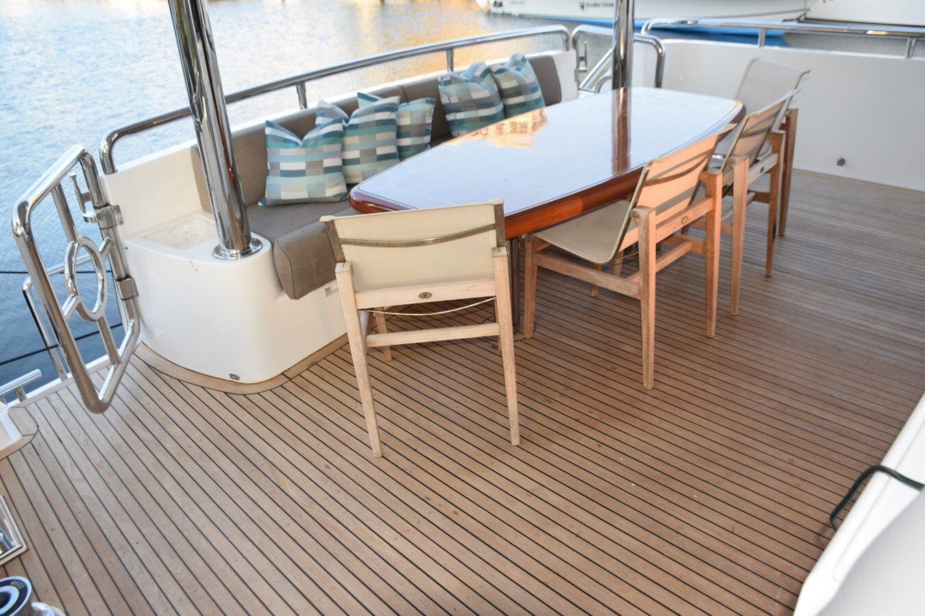 2008-horizon-77-111d23