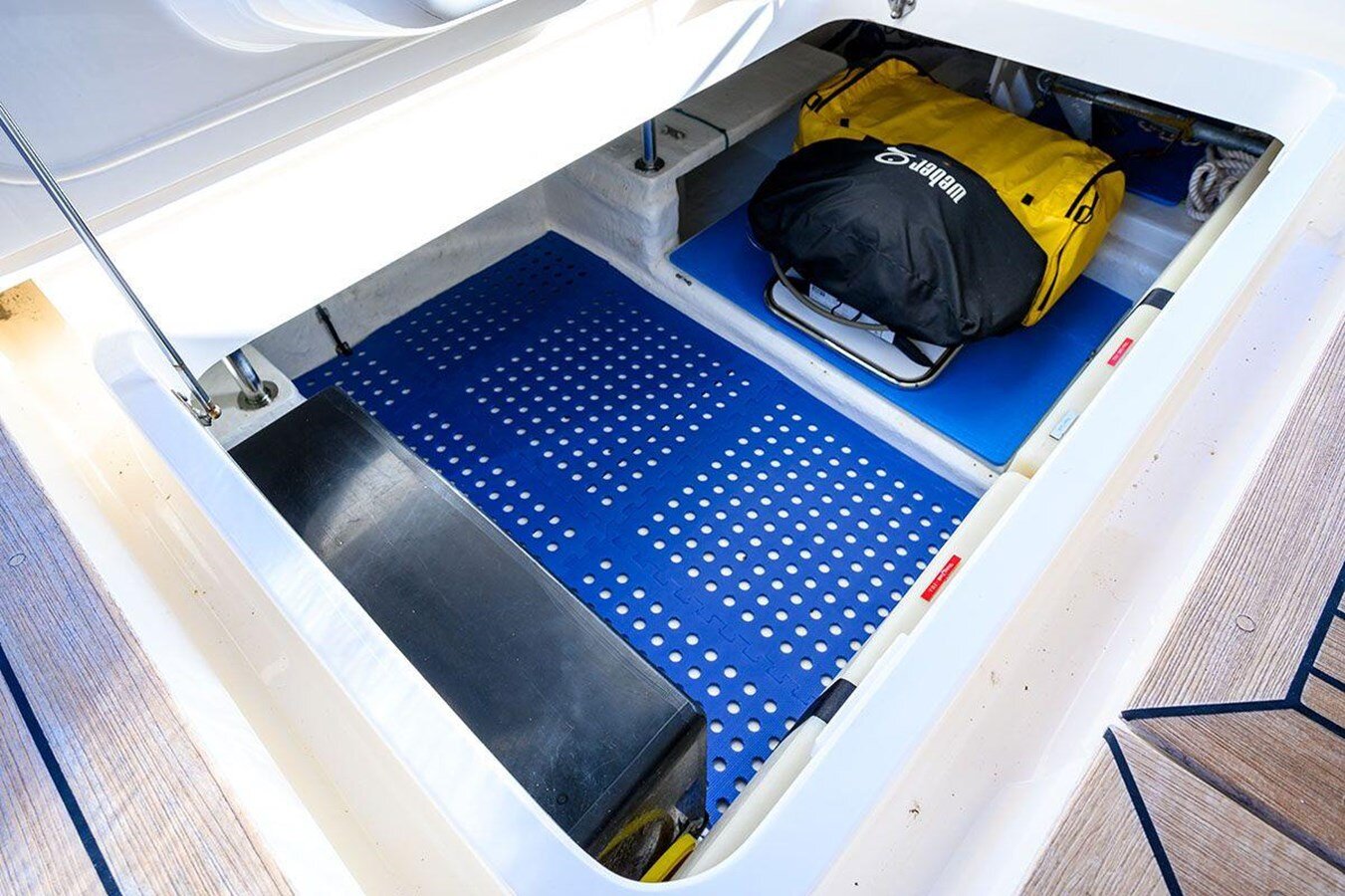 2008-maritimo-51-6-a6d1aa