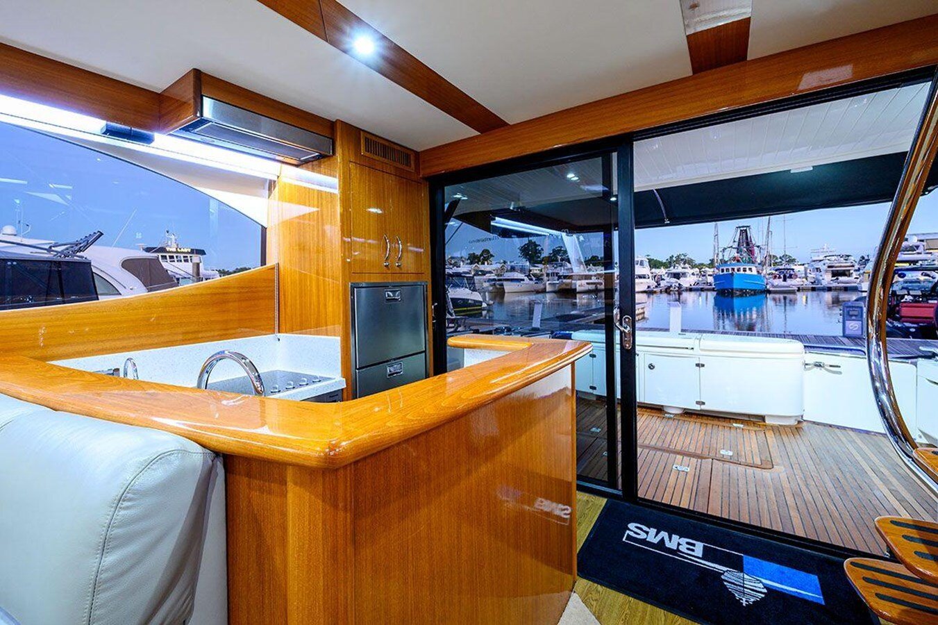 2008-maritimo-51-6-a6d1aa