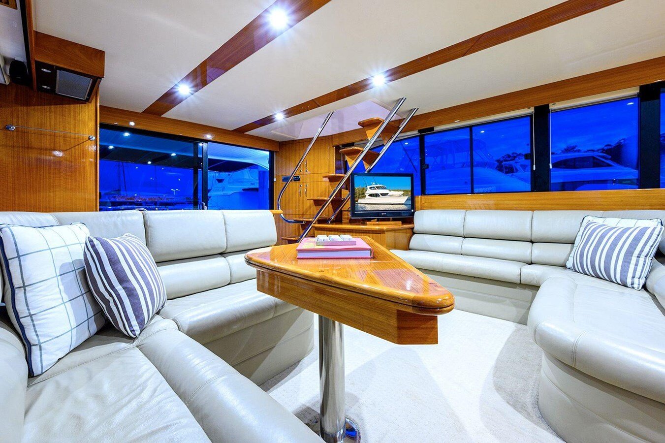 2008-maritimo-55-6-2da371