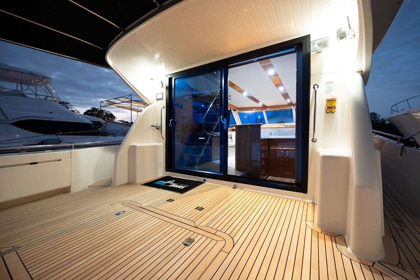 2008-maritimo-55-6-2da371