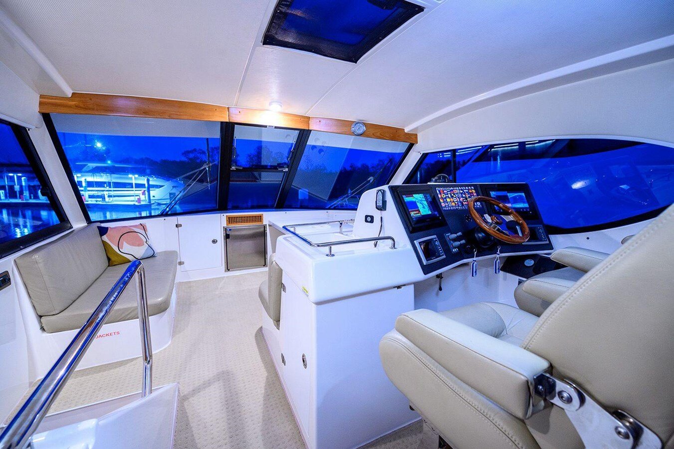 2008-maritimo-55-6-2da371