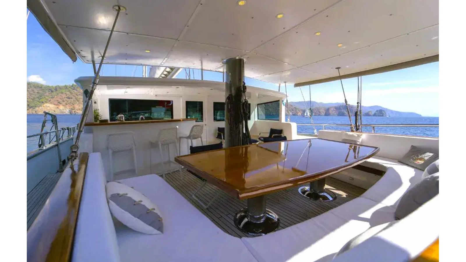 2008 MASTORI YACHTS 124' 9