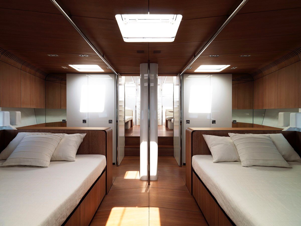 2008-nautor-swan-82-5-d093d8