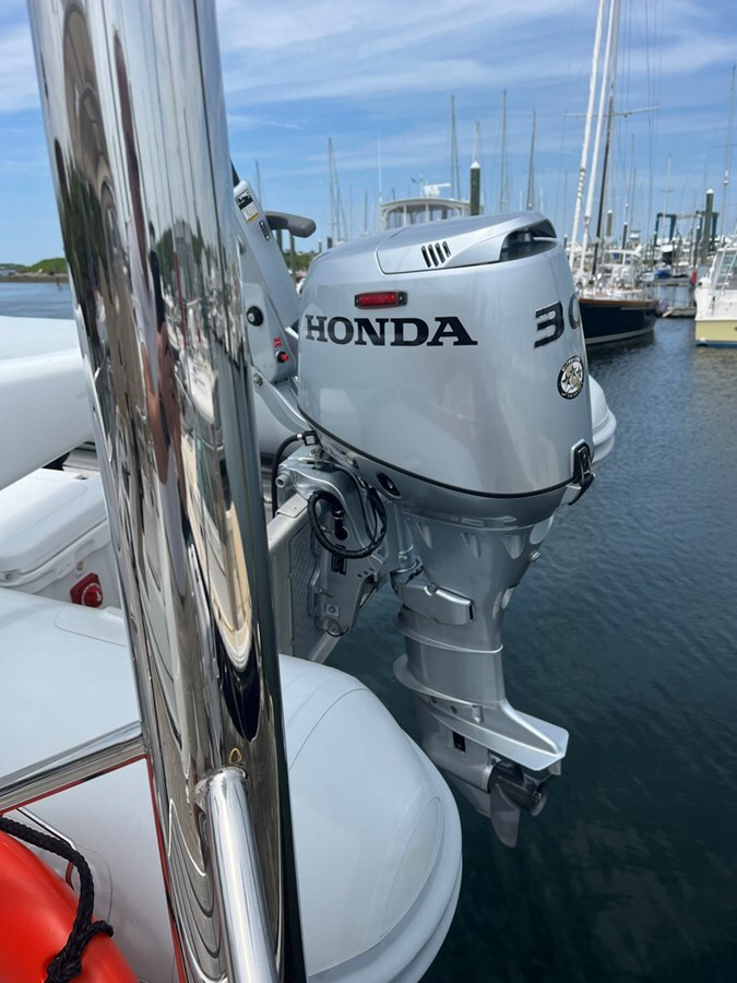 2008-oyster-marine-ltd-68-c6b799