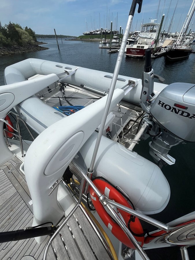 2008-oyster-marine-ltd-68-c6b799