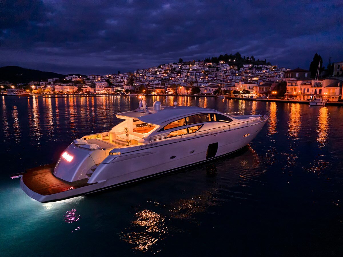 2008 PERSHING 80' 11